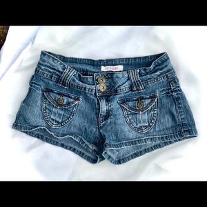 OBO! 🤩 Bongo Denim Short Shorts